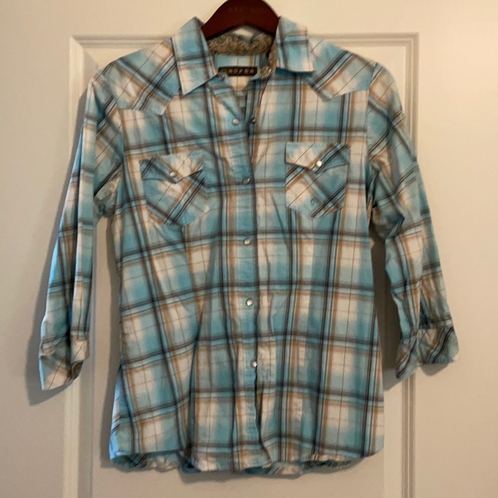 Roper. Medium button up shirt.